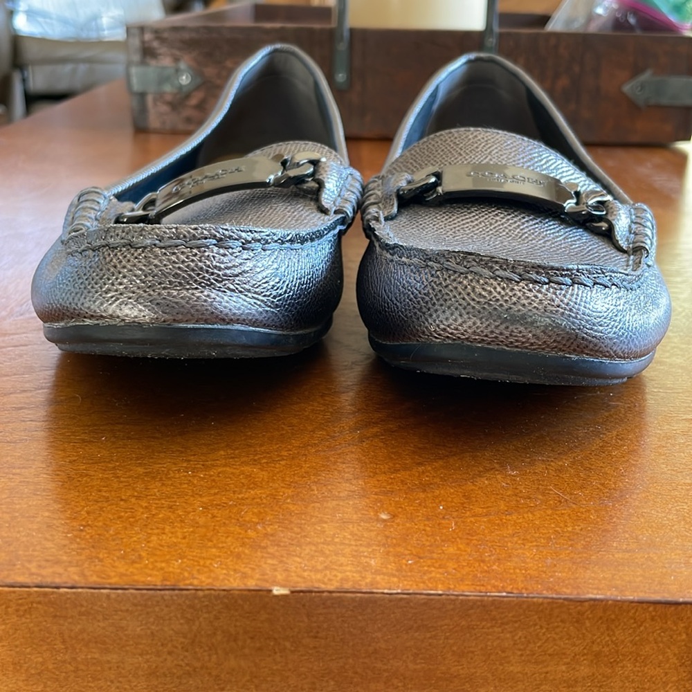 Coach “Olive” Dark Silver Women's Loafers. - Picture 4 of 6